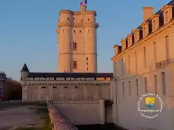 Coucher De Soleil Chateau Donjon Coucher De Soleil