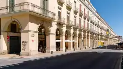 Avinguda De Les Voltes