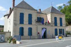 Hotel De Ville Mairie Herisson