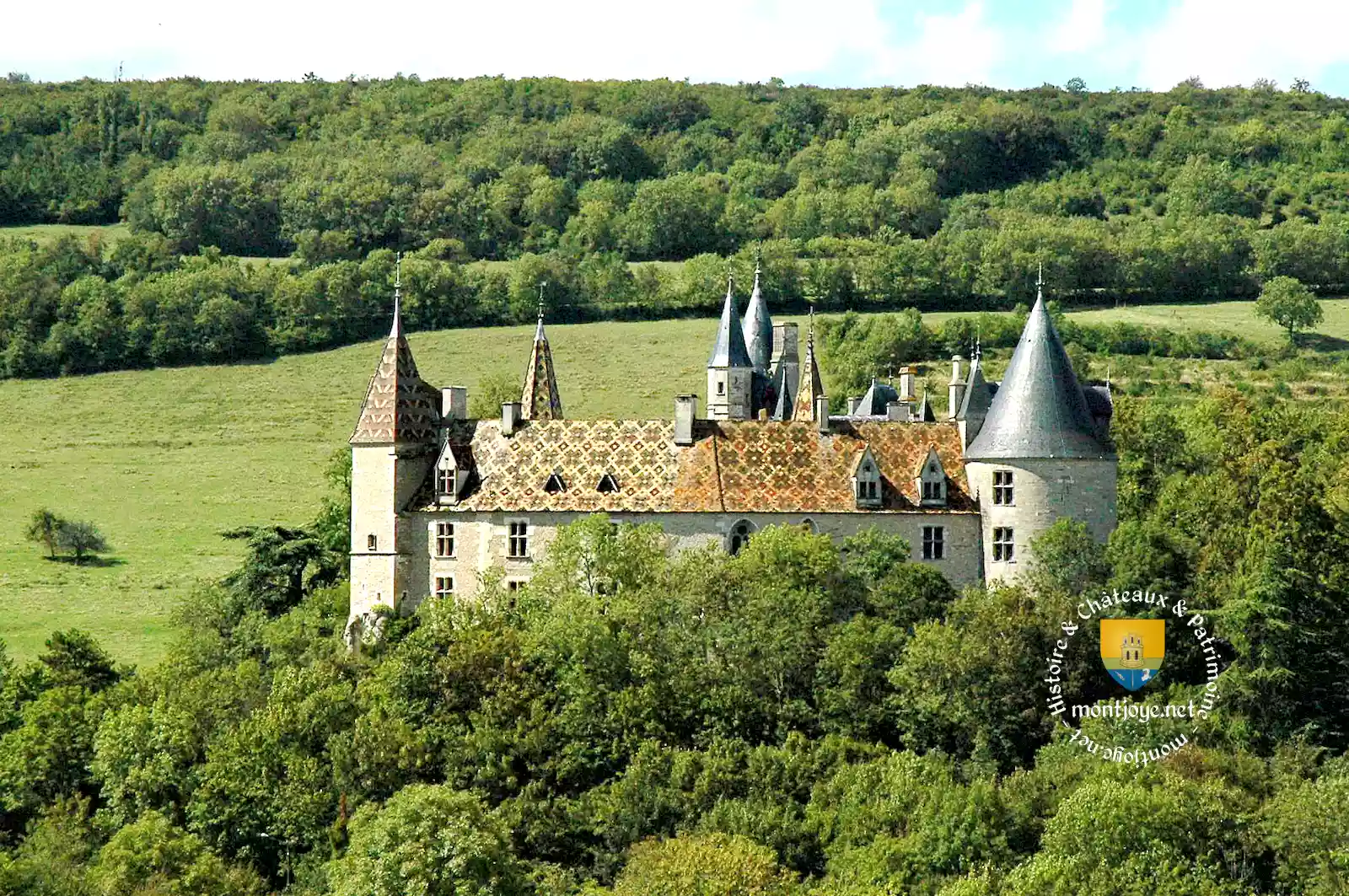 chateau la rochepot