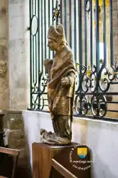 Statue