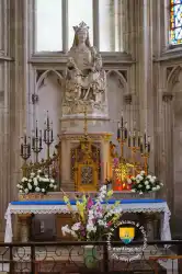 Vierge A Lenfant Chapelle Choeur Autel