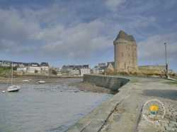 Plage Saint Pere Tour