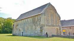 Dortoir Salle Capitulaire Cimetiere