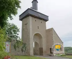 Tour De Horloge Chateau Medieval