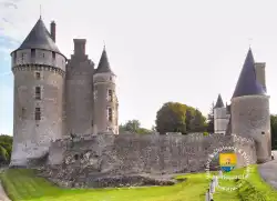 Chateau De Montpoupon