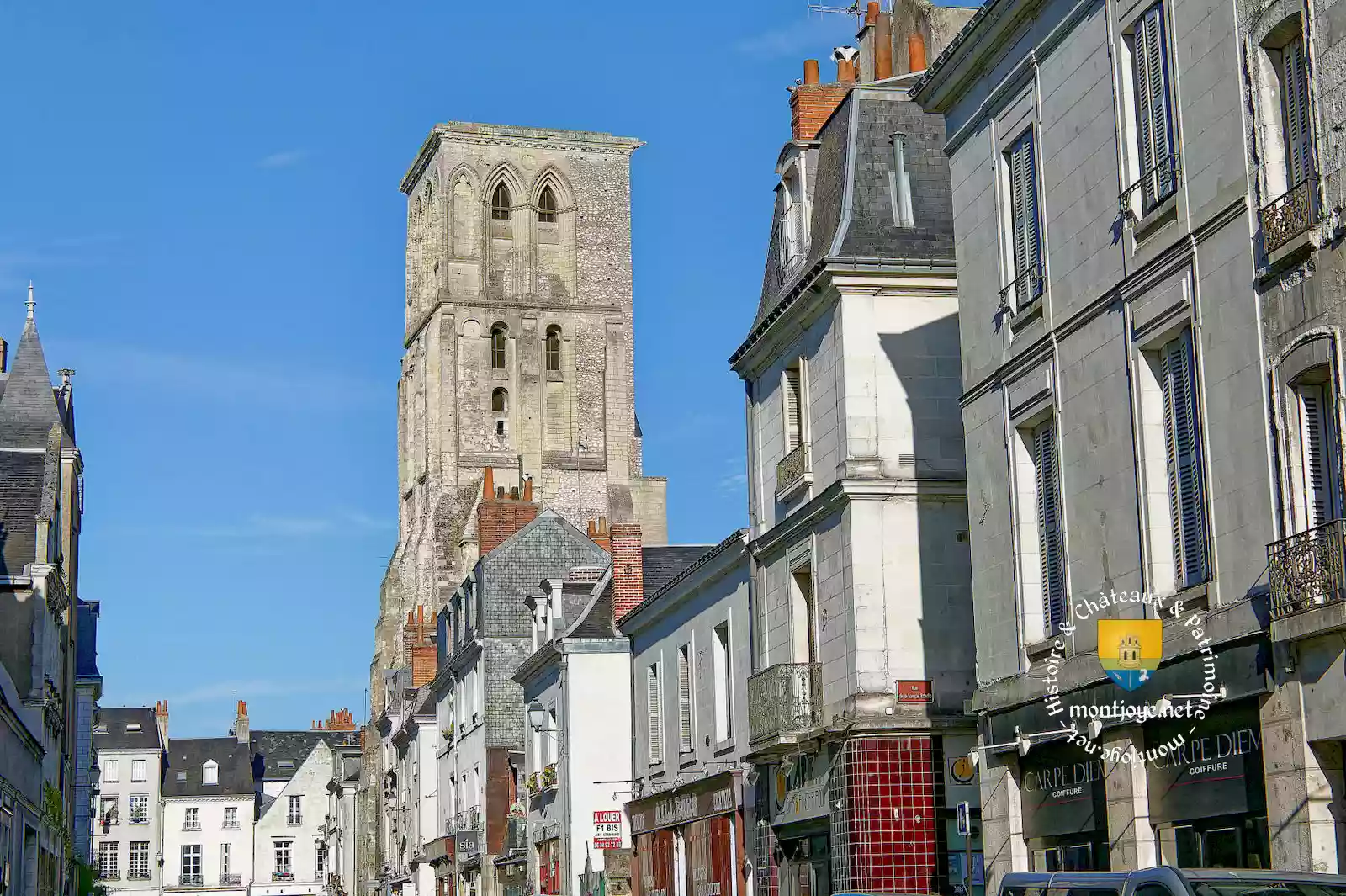 tour charlemagne ville de Tours