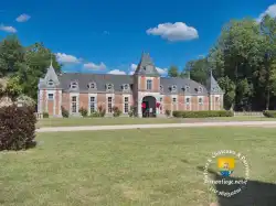 Entree Chateau Des Enigmes