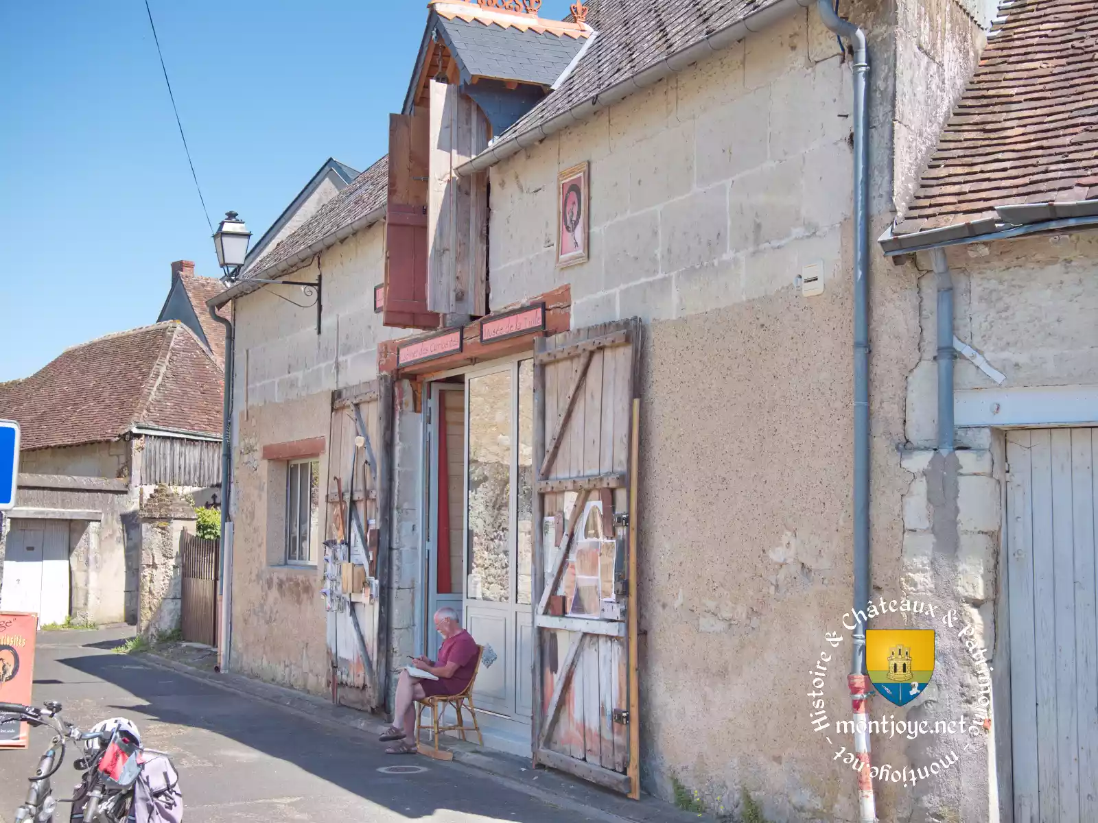 montoire cabinet curiosite