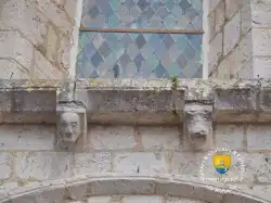 Modillons Art Roman Eglise Corniche