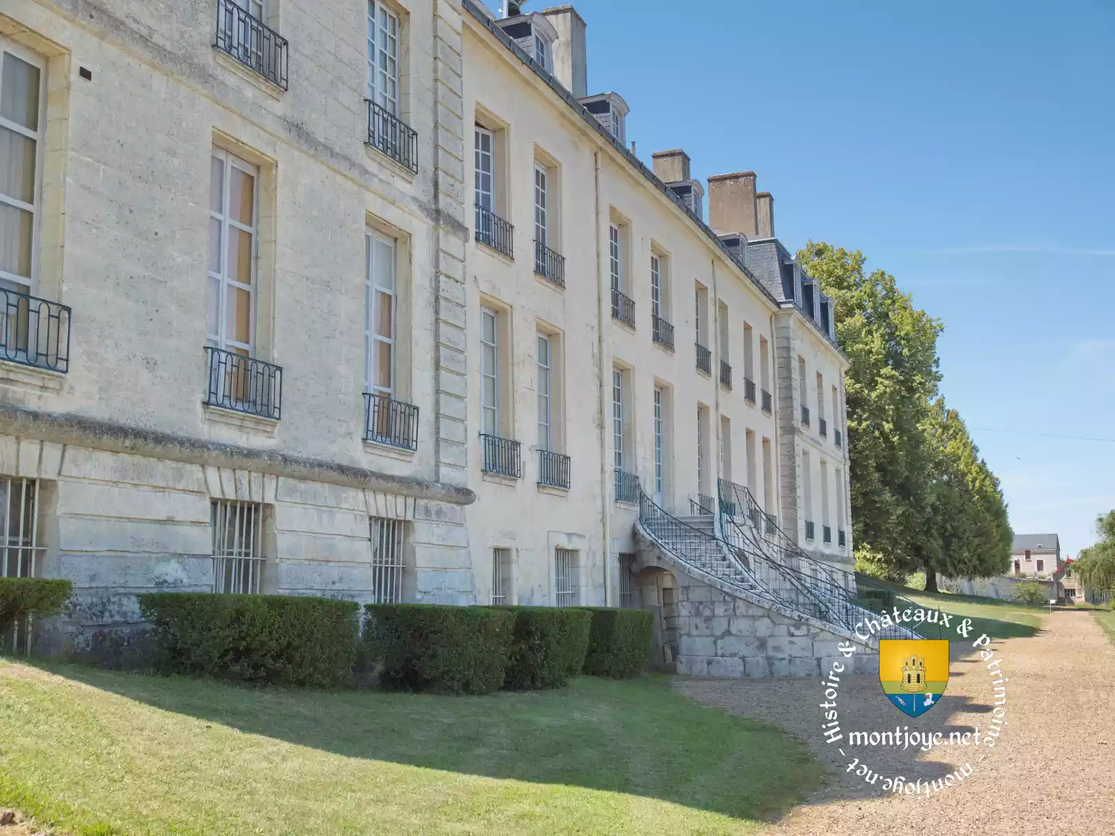 chateau de rochambeau