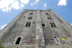 Contrefort Donjon Medieval