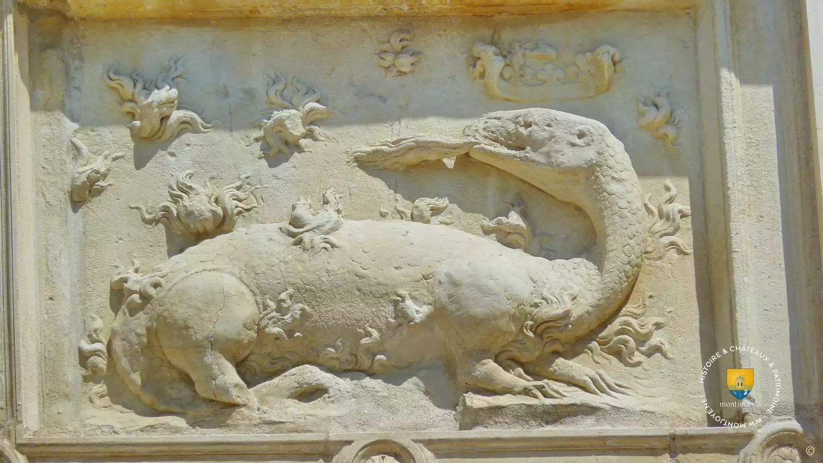 salamandre francois 1er hotel de ville