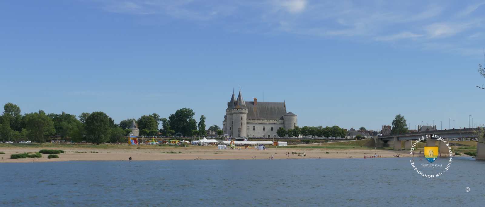 Ville De Sully Sur Loire Pont