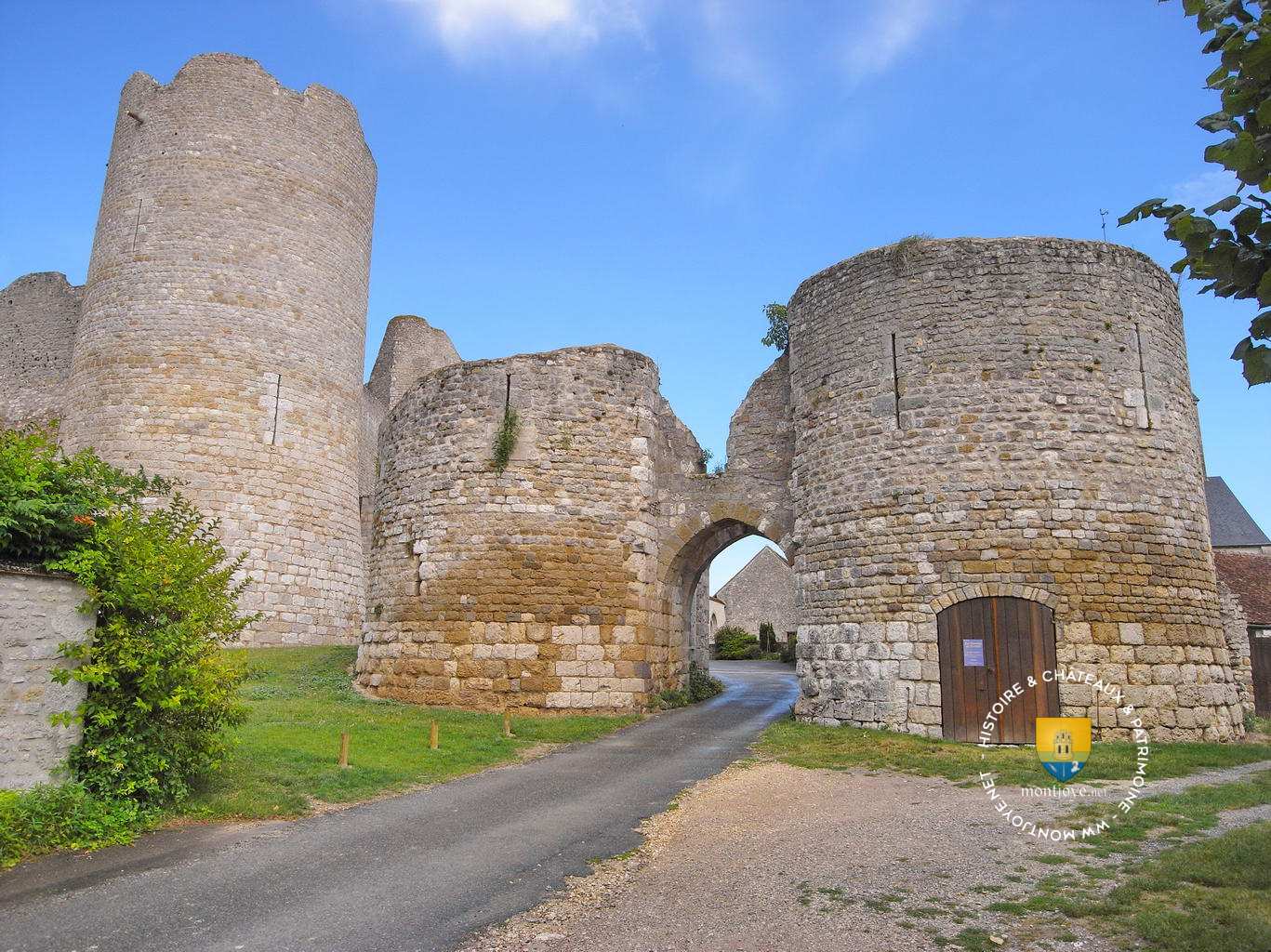 chatelet entree tour