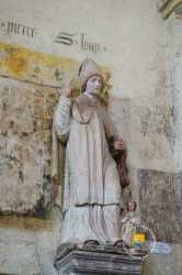 Saint Edme Statue De Pierre Du XVIe
