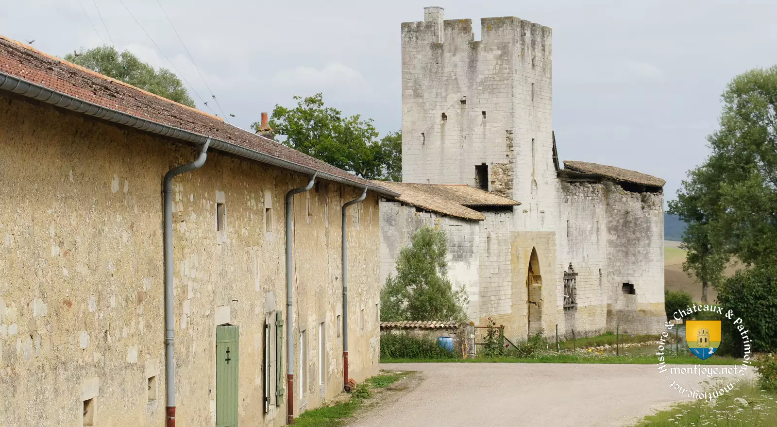 communs chateau de gombervaux