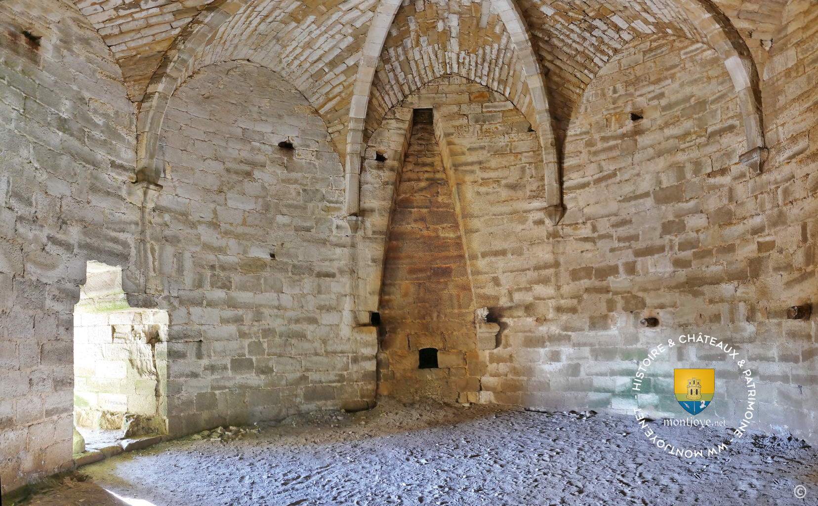 salle seigneur chateau de nesles