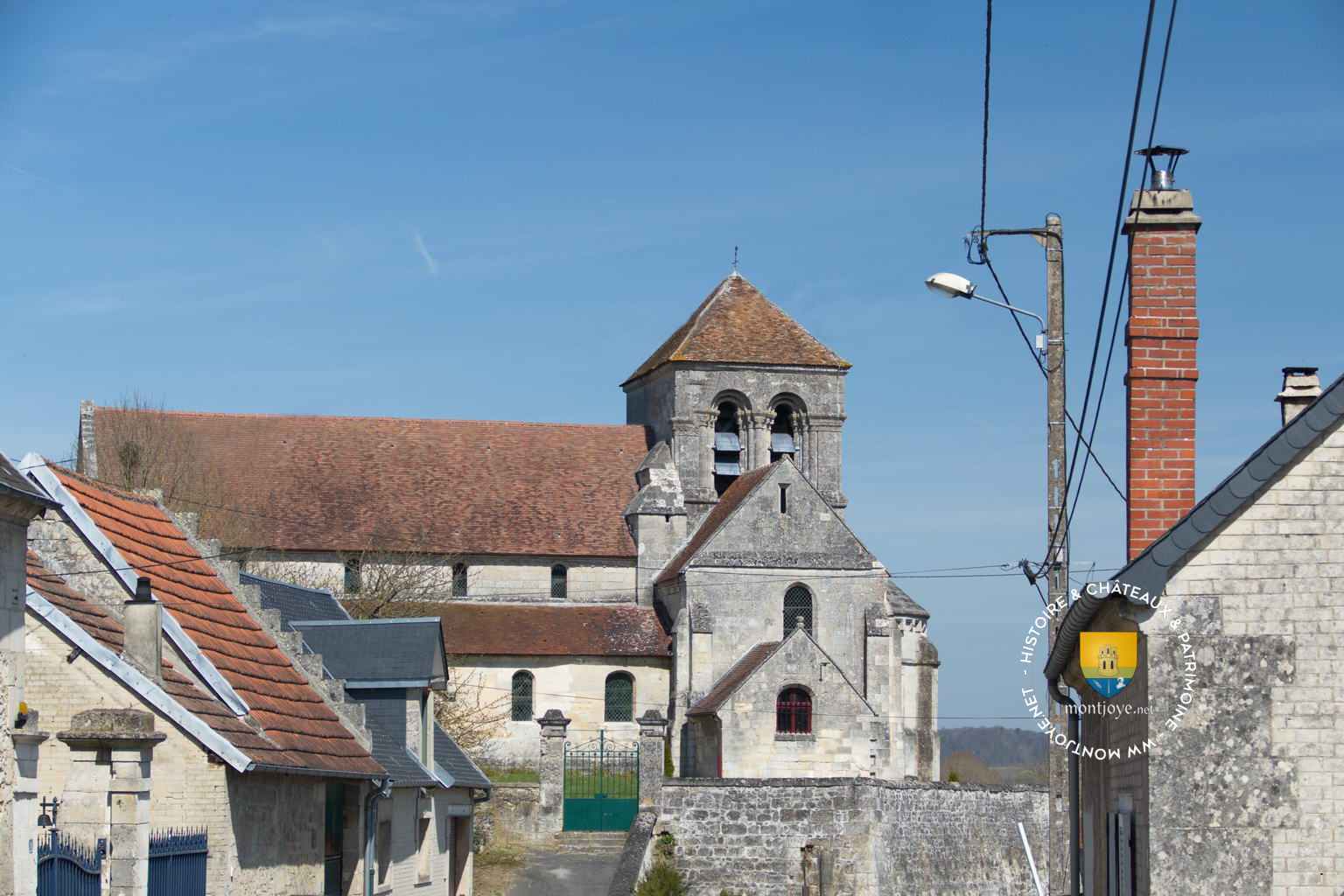 Eglise De Pernant