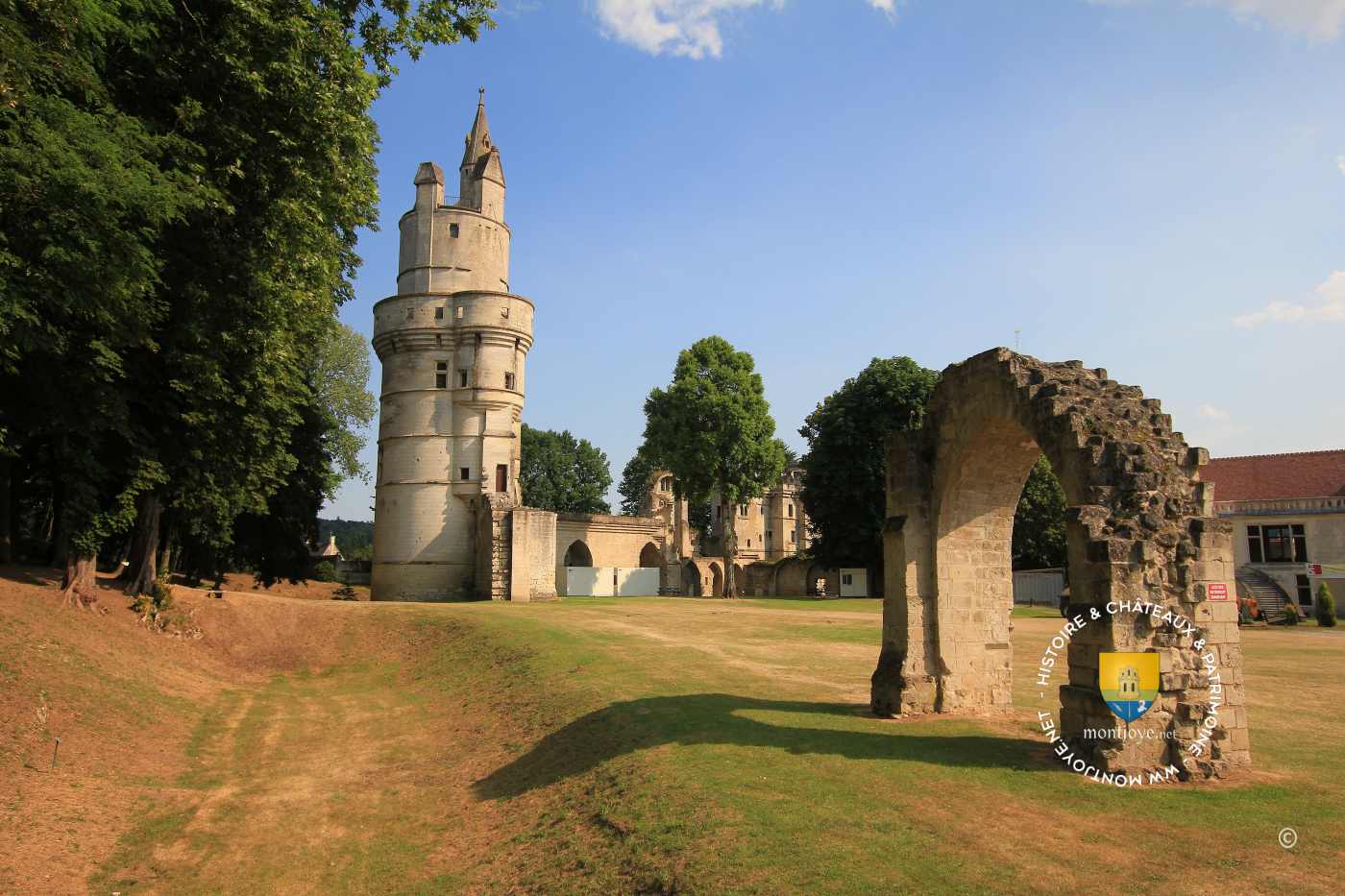 Donjon et Château de Septmonts, Hauts de France Donjon et Château de Septmonts, Hauts de France