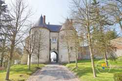 Chateau De Lucheux
