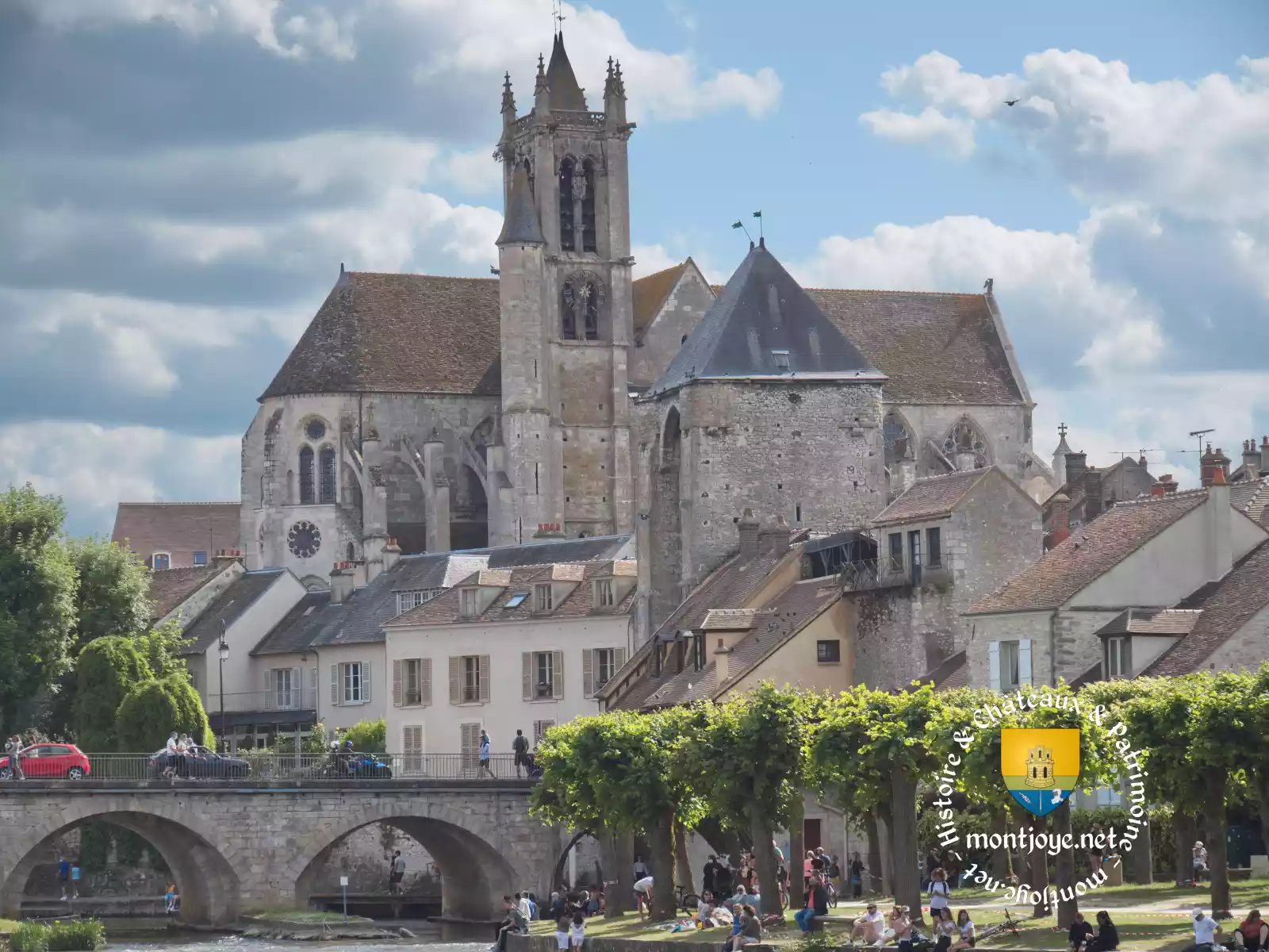 eglise notre dame porte de bourgogne moret sur Loing