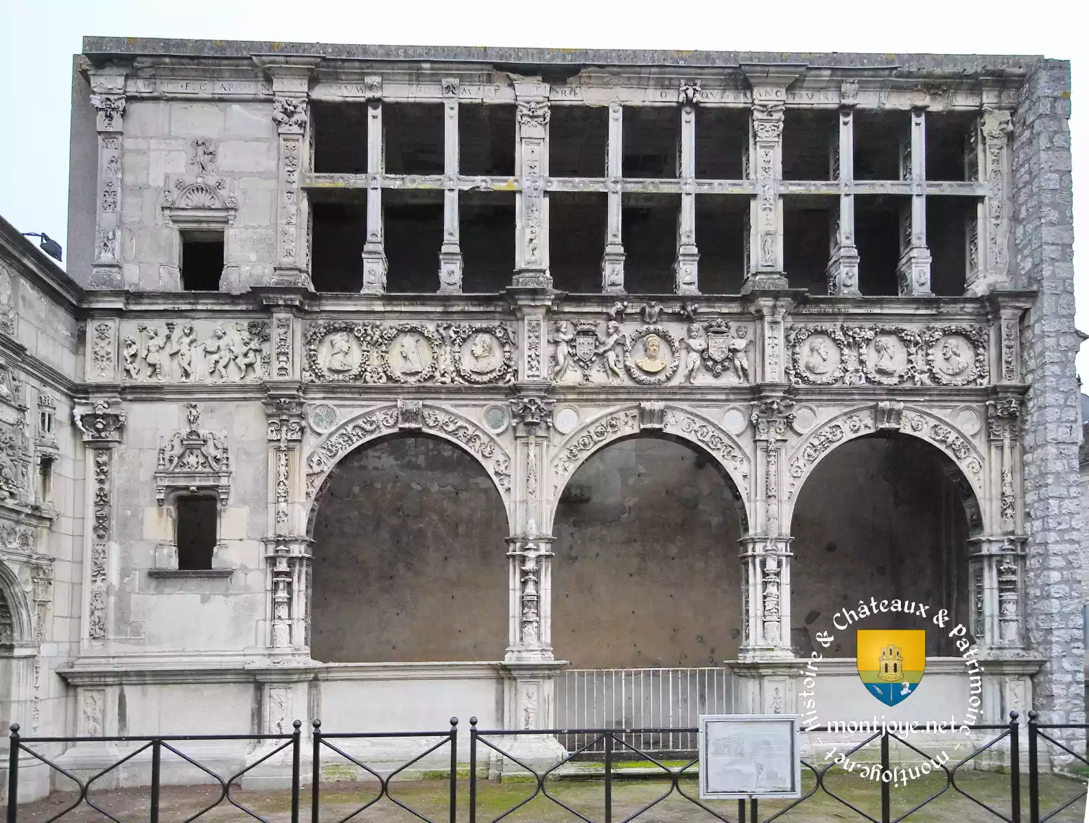 maison facade francois Ier moret sur loing