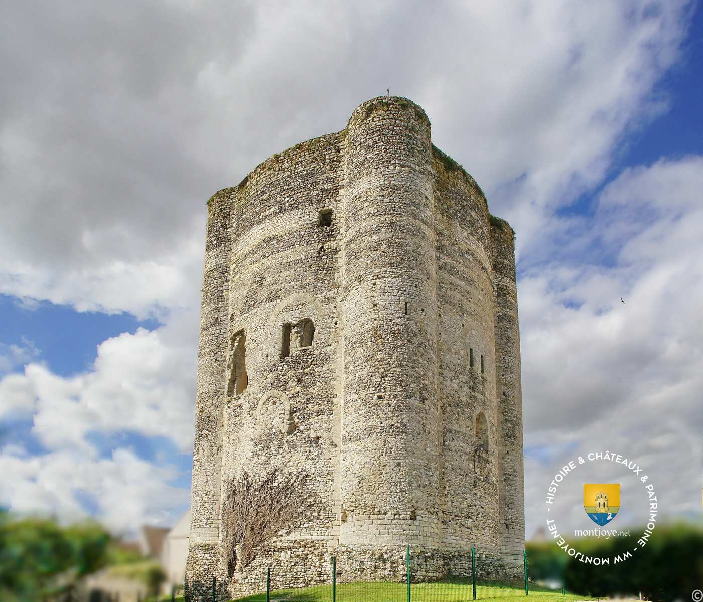 Donjon de Houdan visiter le château donjon