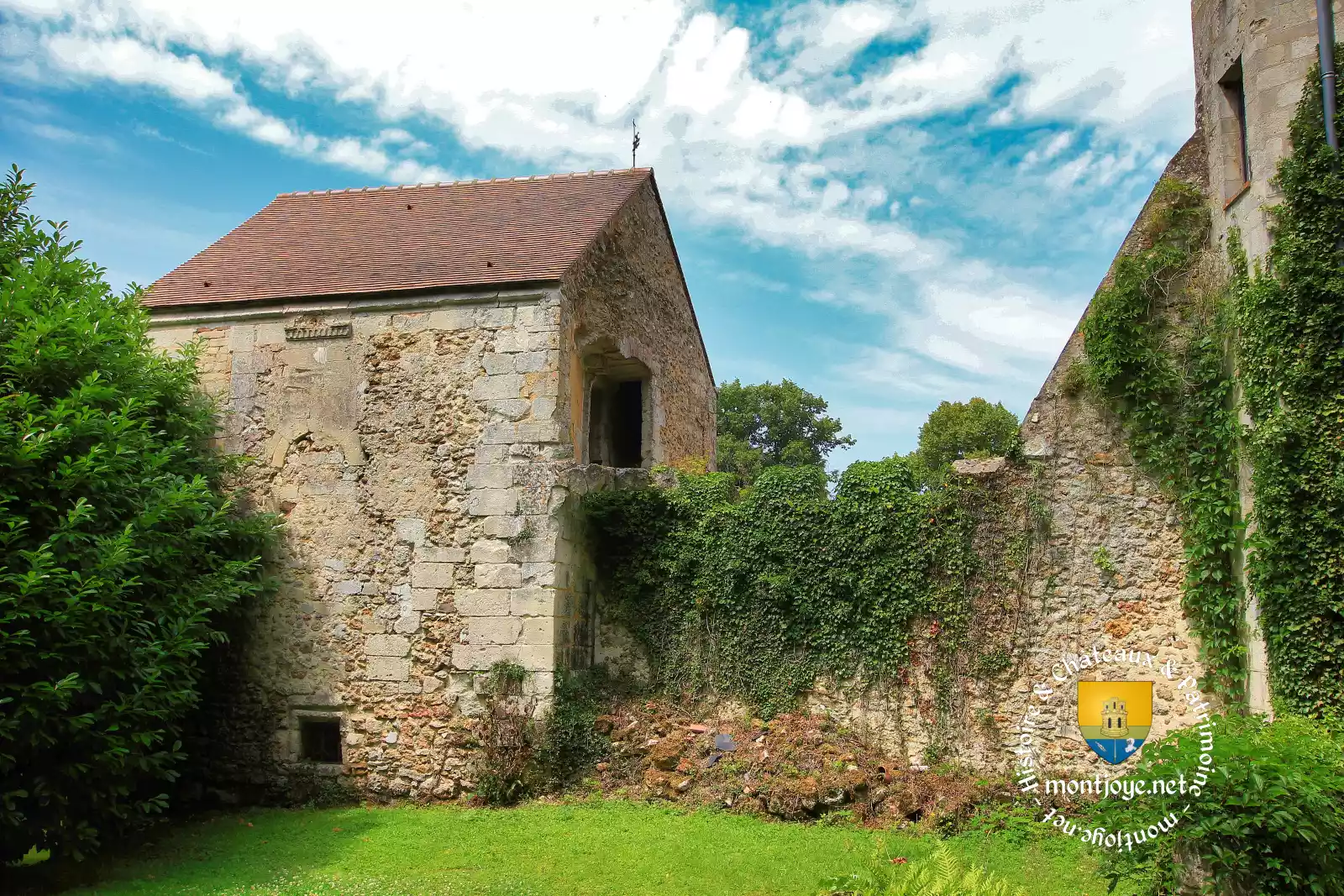 Chapelle Enceinte Medievale Chapelle Enceinte Medievale