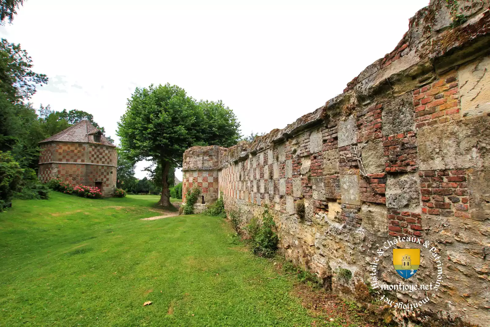 Enceinte Medievale A Damier Enceinte Medievale A Damier