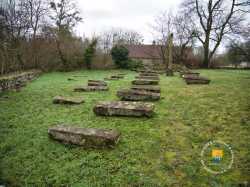 Pierre Tombale Eglise