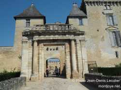 Portique Entree Chateau Vayres