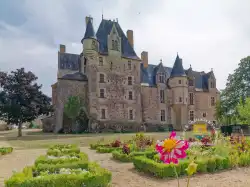 Jardin Chateau De Bauge