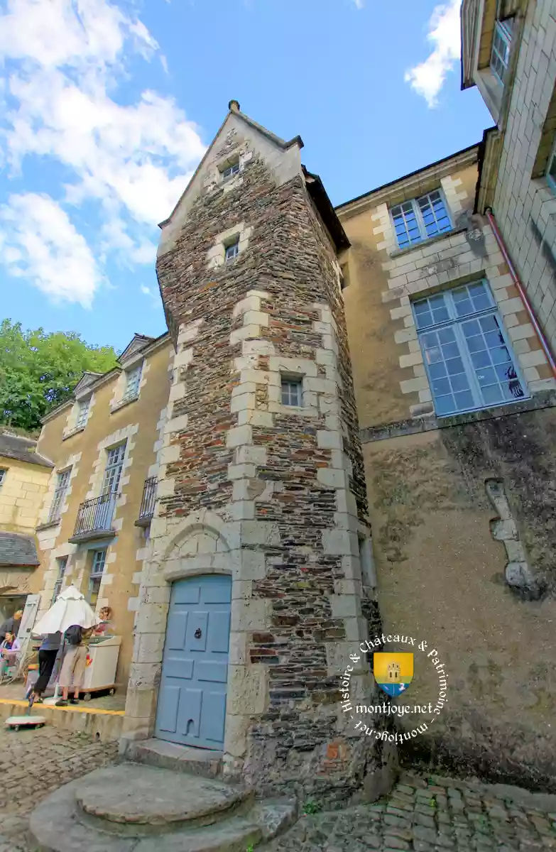 tour du gouverneur chateau angers