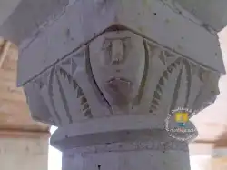 Chapiteau Roman Visage XIIe