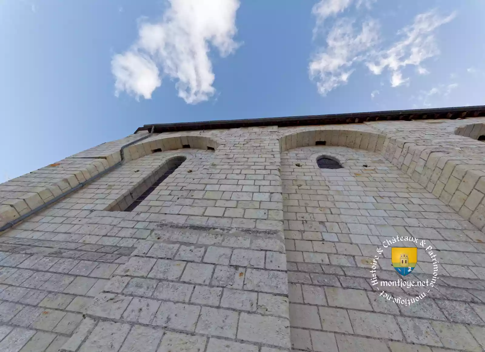 Eglise St Barthelemy St Hilaire St Florent assomoir