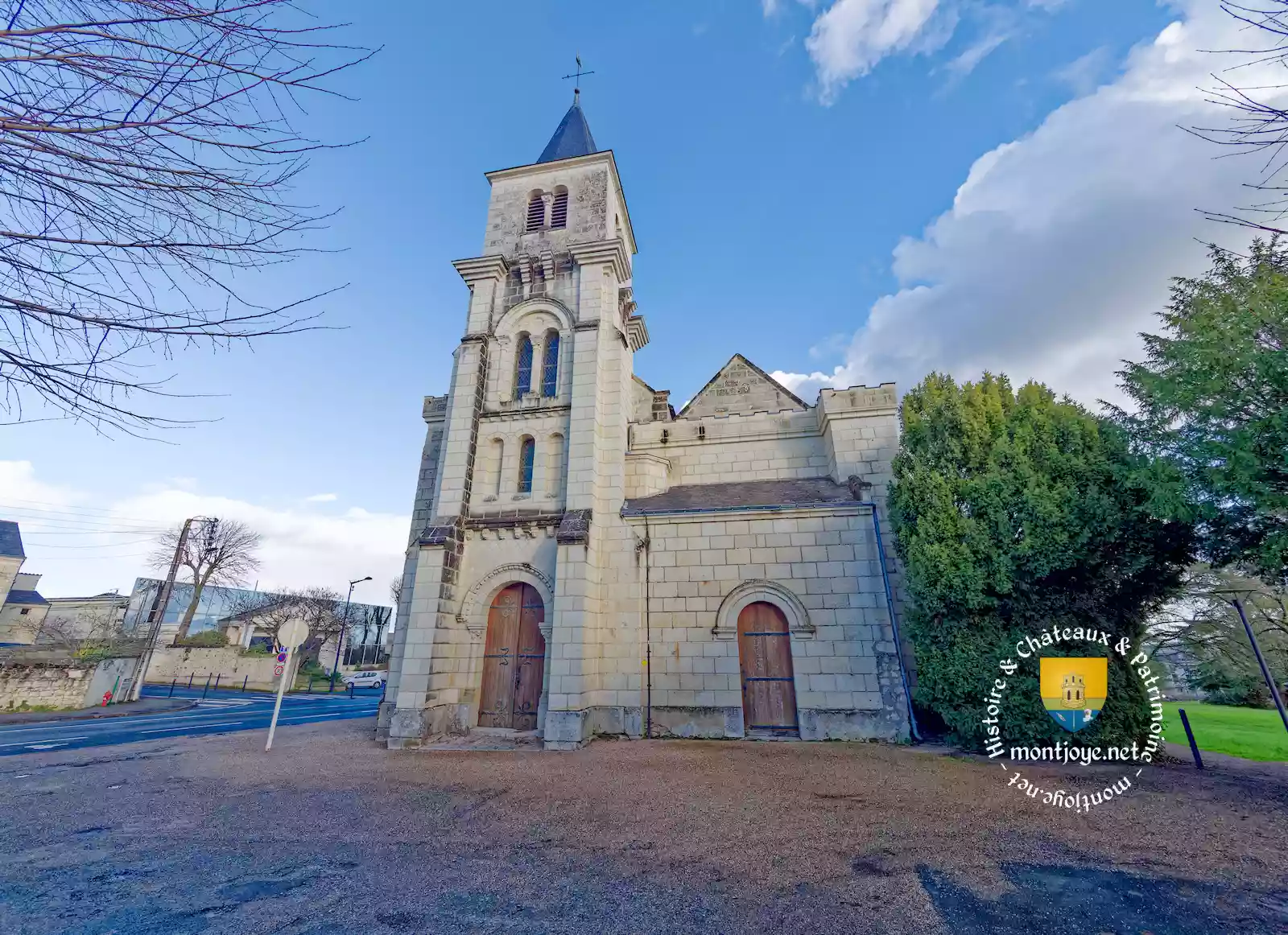 Eglise St Barthelemy St Hilaire St Florent Clocher 