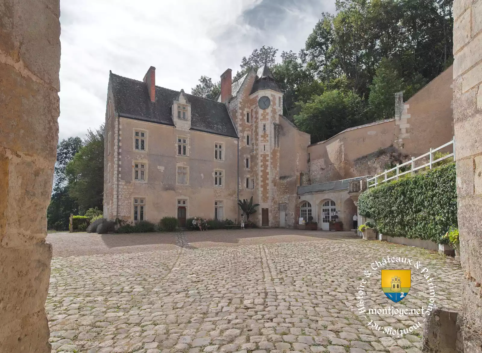 castle courtanvaux manoir