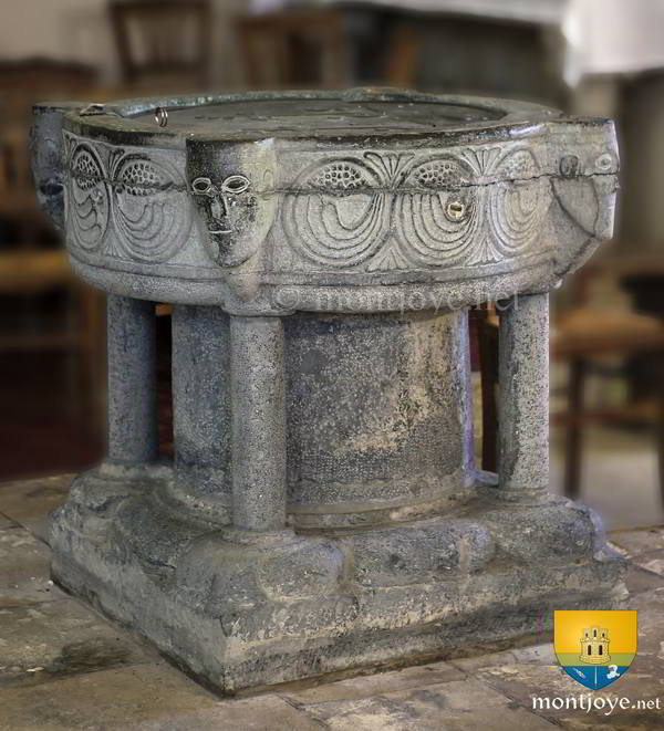 Cuve Baptismale