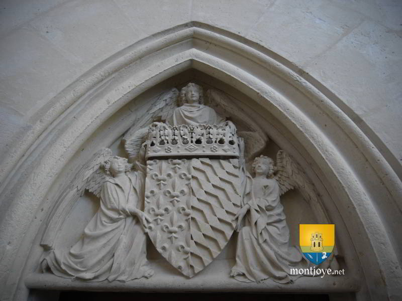 Sainte-Chapelle, Blason d'Isabeau de Bavières entourés d'anges