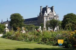 Chateau Louvre Tuileries