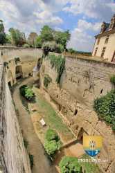 Fosses 18metres Breze Castle