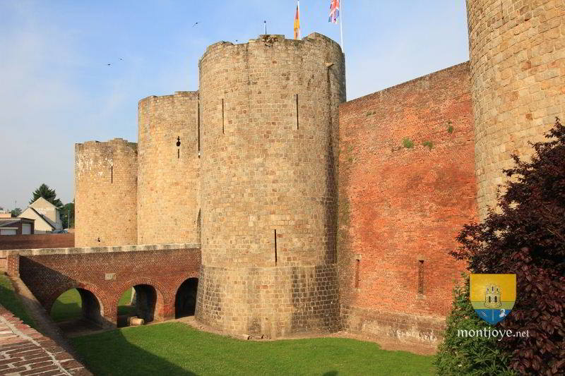 Château de Péronne Château de Péronne, Musée de la Grande Guerre