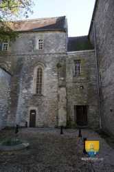 Crepy En Valois Cour Interieure 17