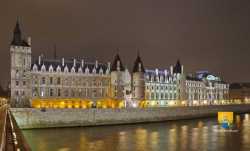 Conciergerie Night Paris Picture