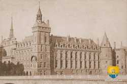 Tour De Horloge Paris Old France