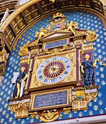 Tour Horloge De Paris Conciergerie