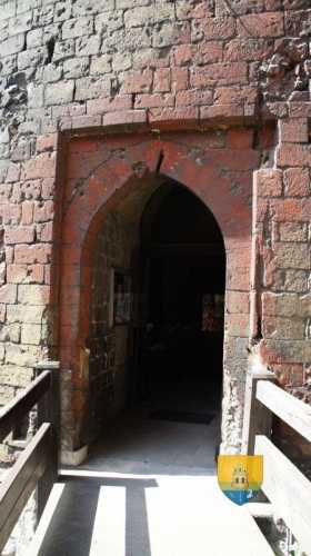 entrée du Donjon actuelle de la Tour Jeanne d&#039;Arc
