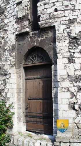 Autre entrée du Donjon actuelle de la Tour Jeanne d&#039;Arc