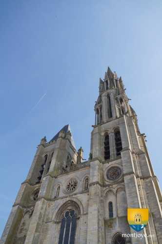 Façade de la cathédrale de Senlis